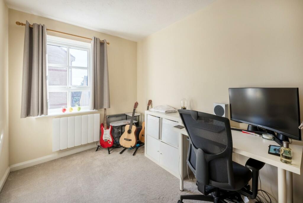 Flat 5, St Nicholas Place -10.jpg