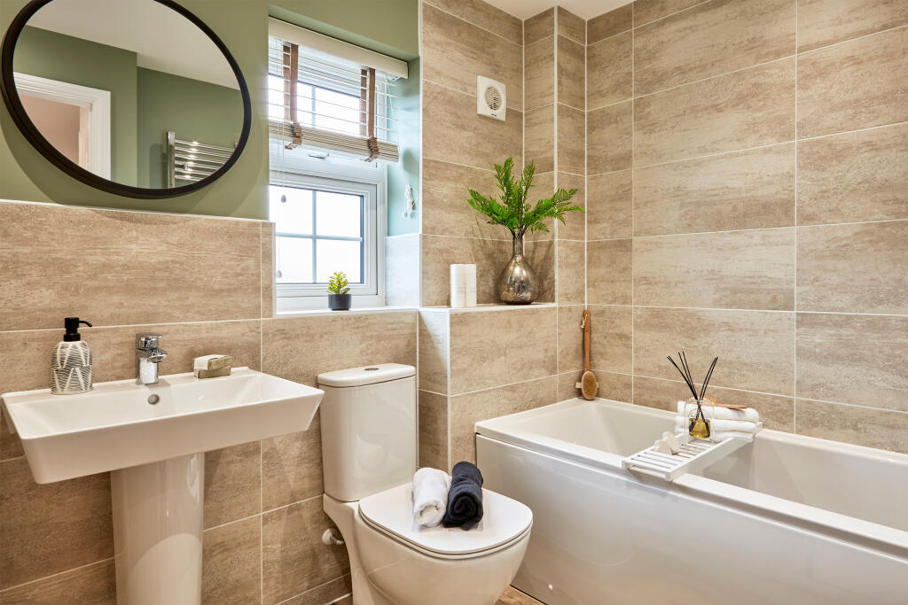 Family bathroom in the Hollinwood 4 bedroom home