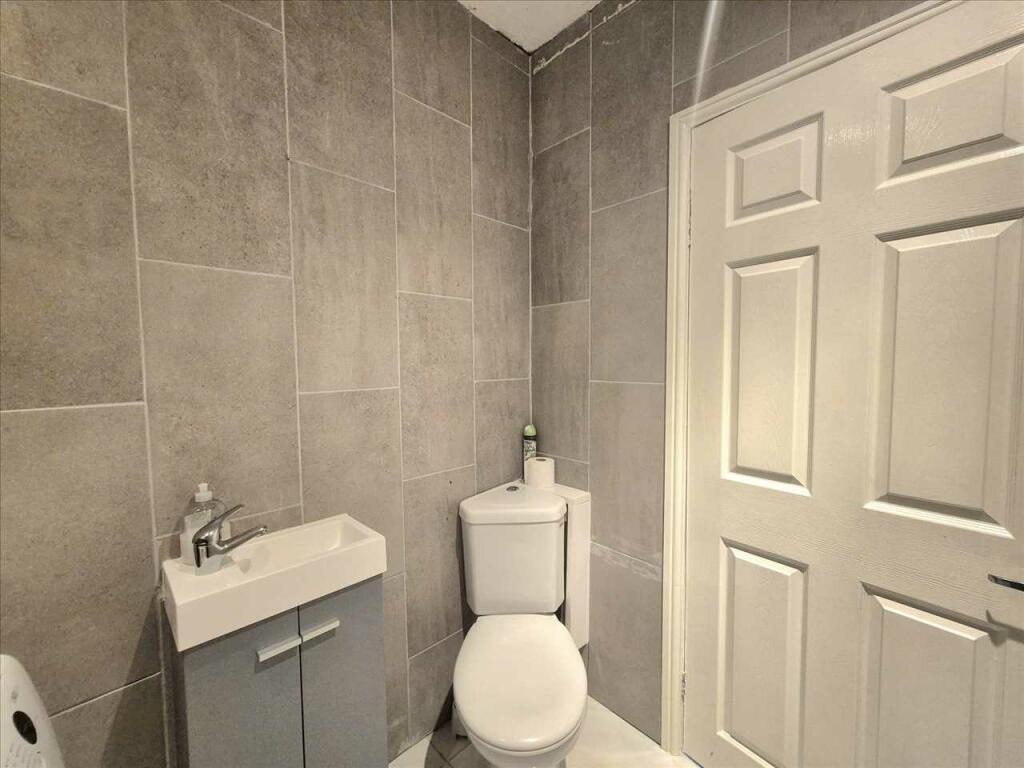 Utility Room/WC