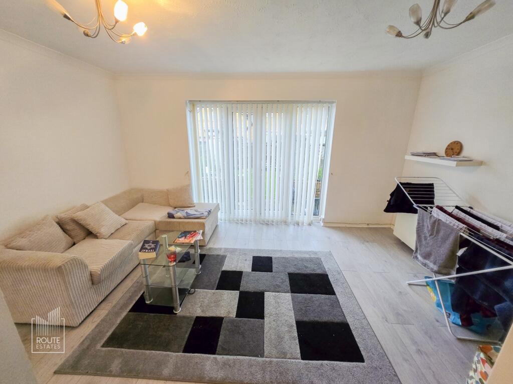 Mahon Close, Enfield, EN1