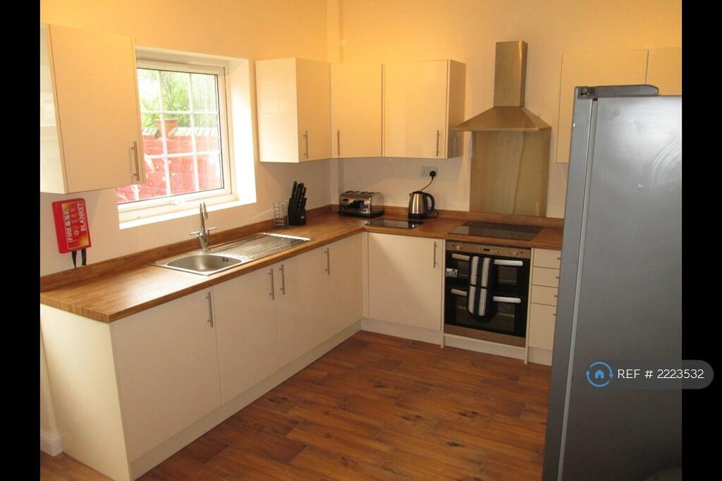 Brand New Fully Equipped Kitchen