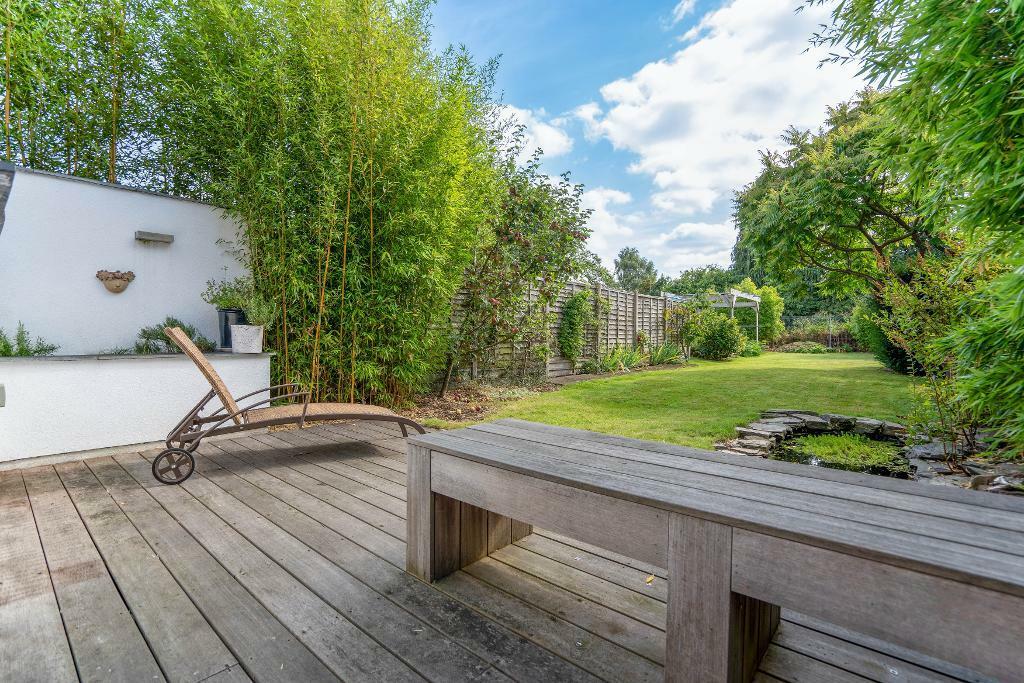 Rear deck and lawn garden