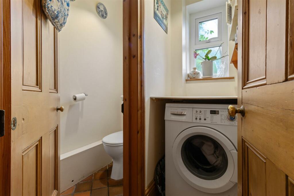 Utility Room &amp; WC