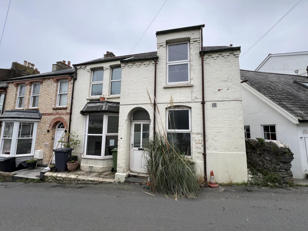 18 Station Road, Ilfracombe, Devon EX34 8DE