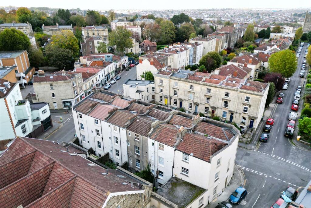 Flat 2, 10 Clevedon Terrace, Cotham, BS6 5TX Studi