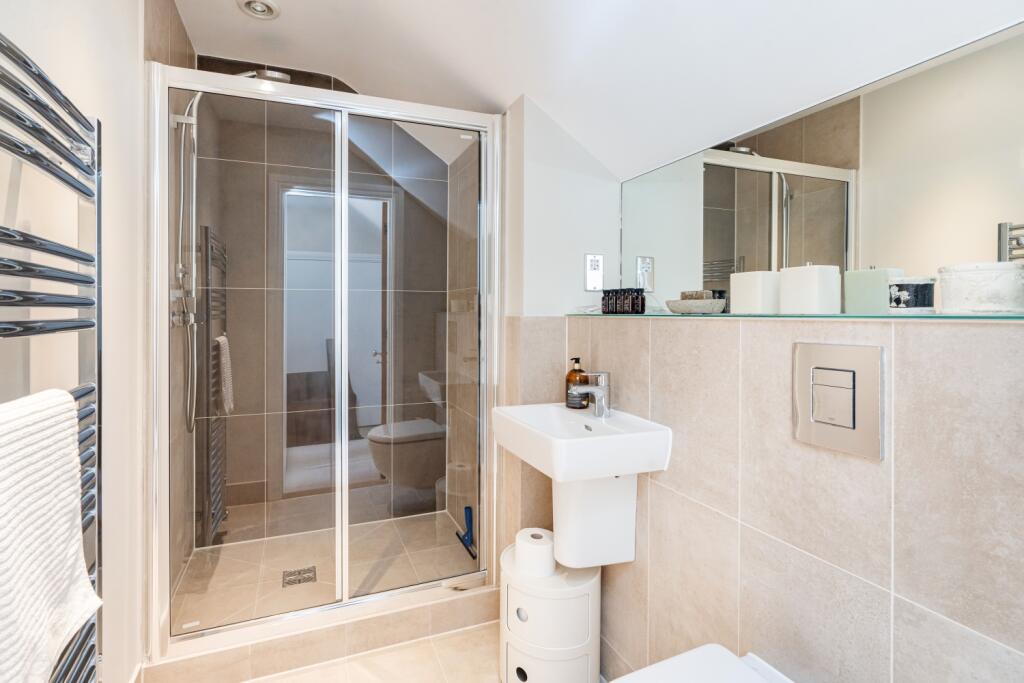 Ensuite shower room 