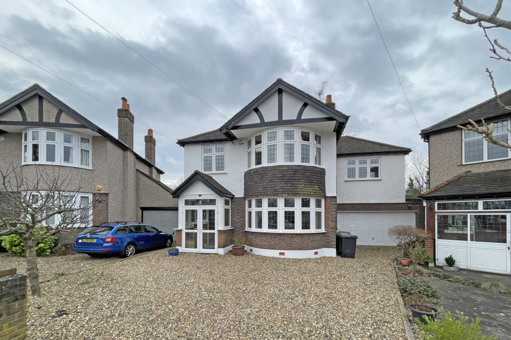 Conaways Close, Ewell, Surrey, KT17