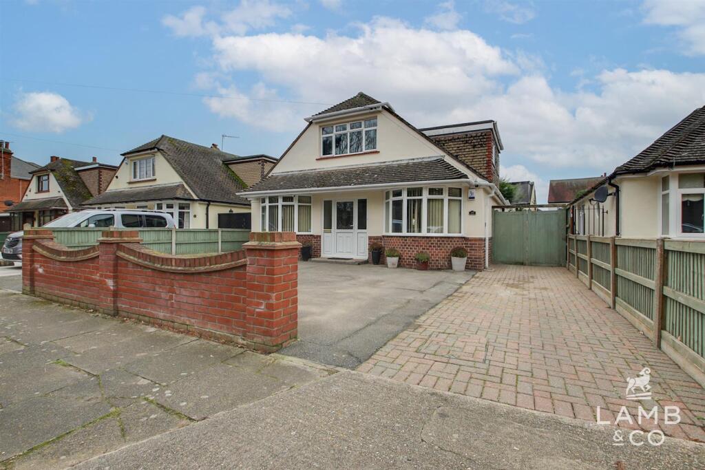 Lancaster Gardens West, Clacton-On-Sea