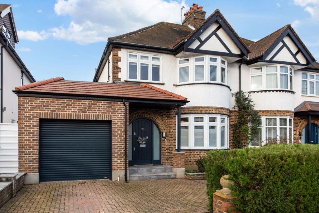 Kings Drive, Surbiton, KT5