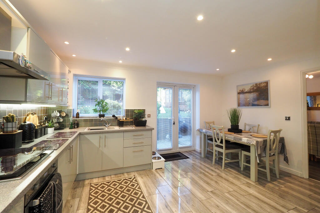 Breath taking open plan Kitchen and Dining Areas