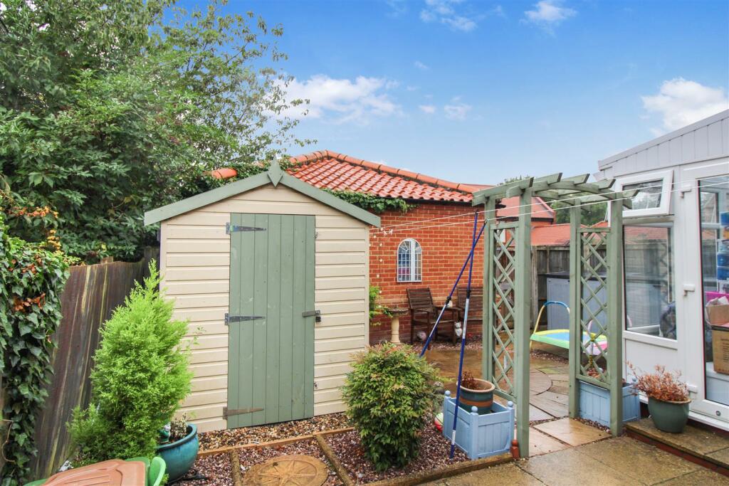 Courtyard Garden