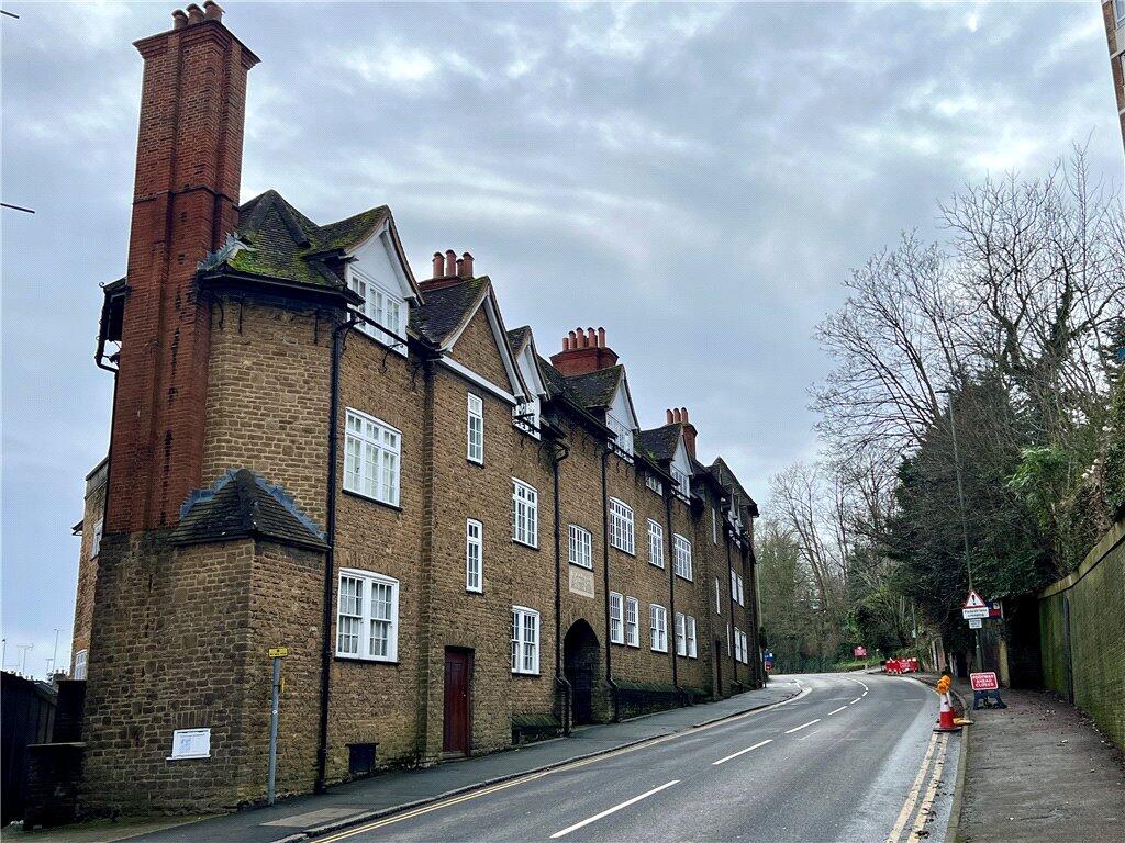 Portsmouth Road, Guildford, Surrey, GU2