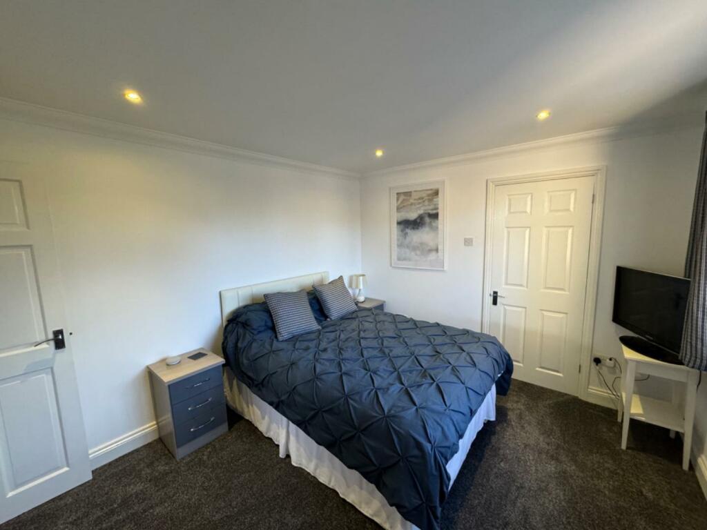 BEDROOM-2