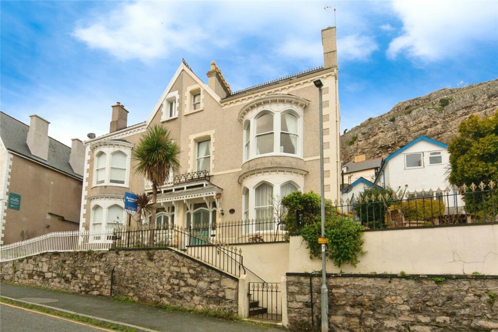 Church Walks, Llandudno, Conwy, LL30