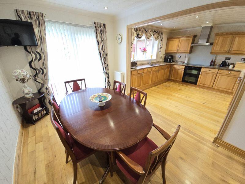 Dining Room/Kitchen