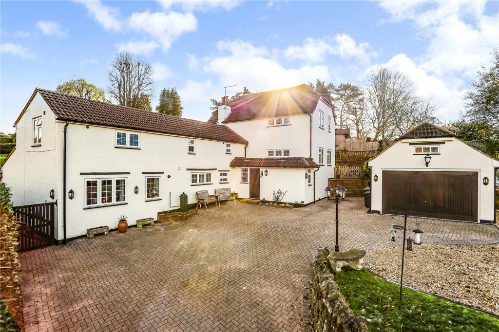 Upper Bourne Lane, Farnham, Surrey, GU10