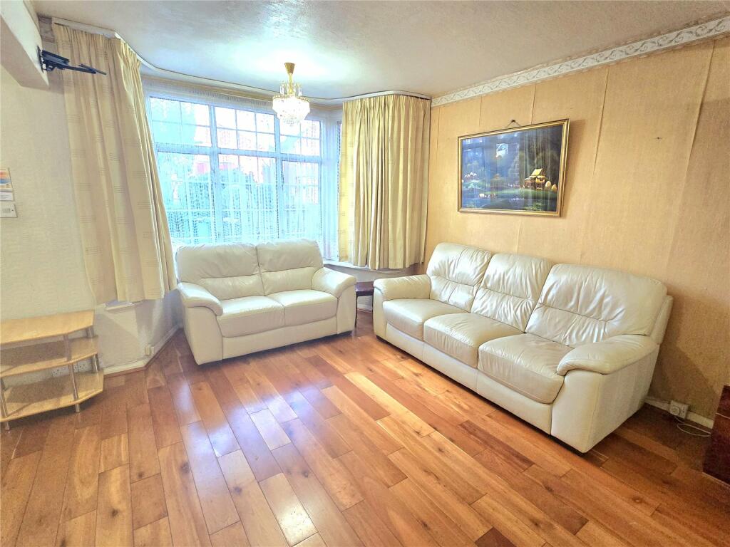 Anmersh Grove, Stanmore, Middlesex, HA7