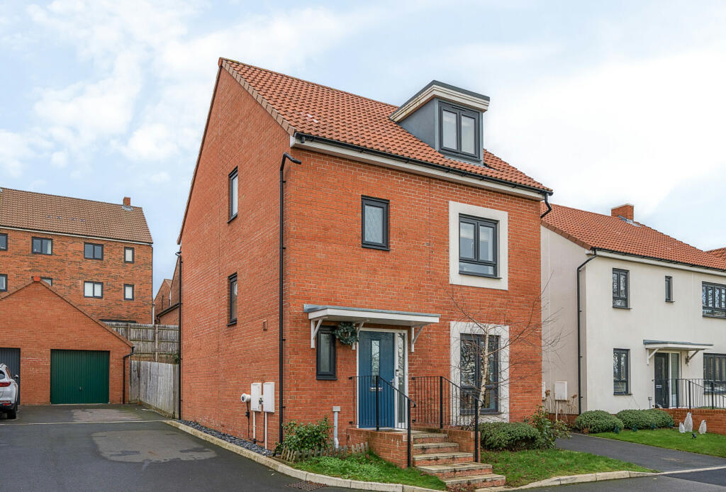 Windmill Close, Hanham, Bristol, Gloucestershire, BS15