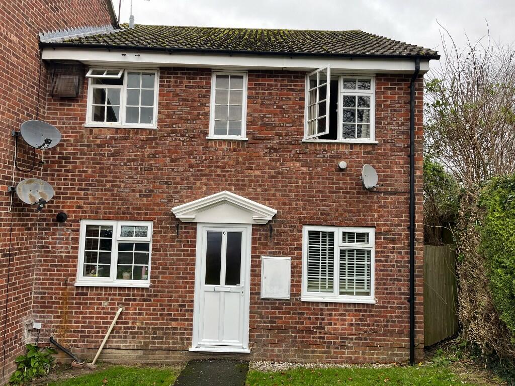 Barnards Court, Morley Place, Hungerford, Berkshire