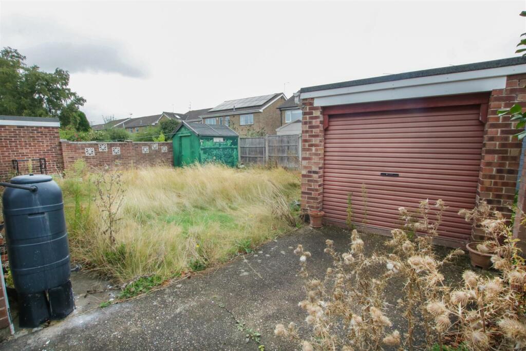 DETACHED GARAGE