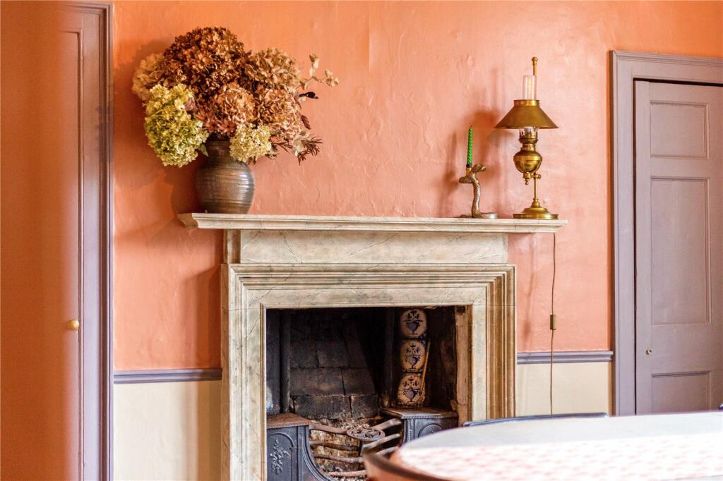 Feature Fireplace