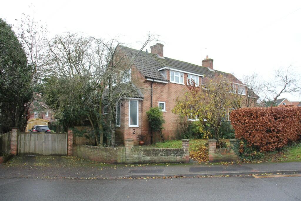 Sarum Way, Hungerford, Berkshire, RG17 0LJ.