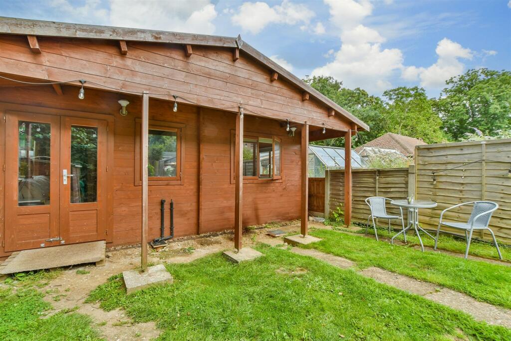 Workshop/Outbuildings