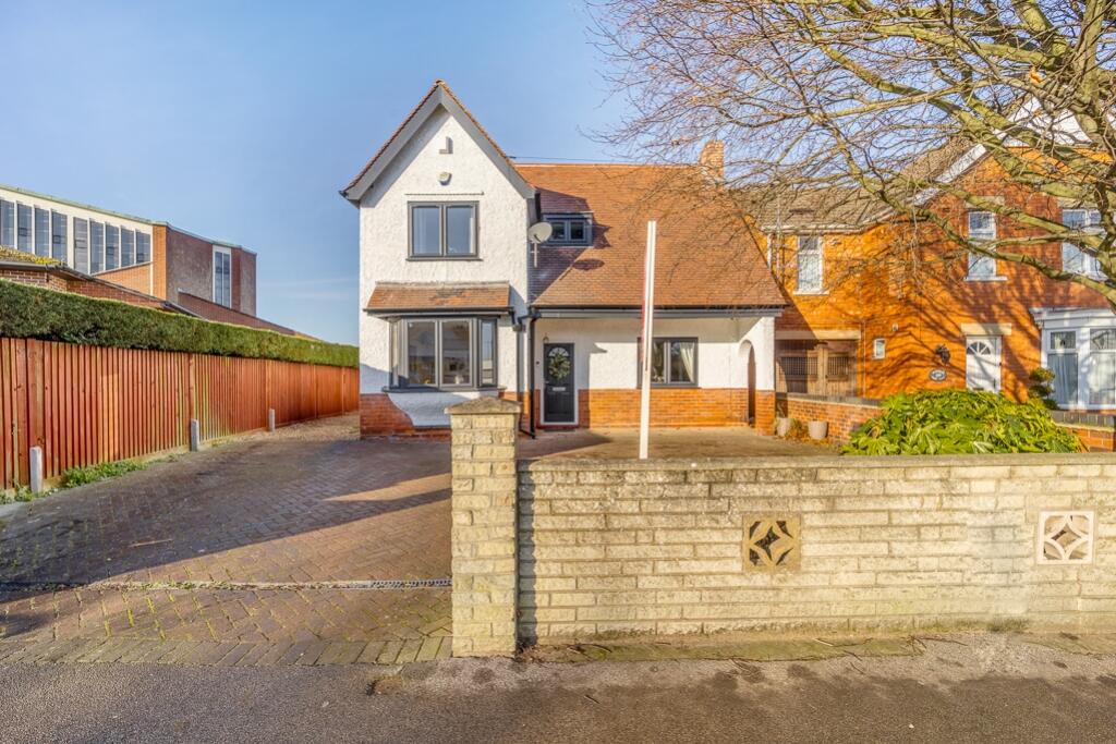 240 Boultham Park Road (Lincoln)-8