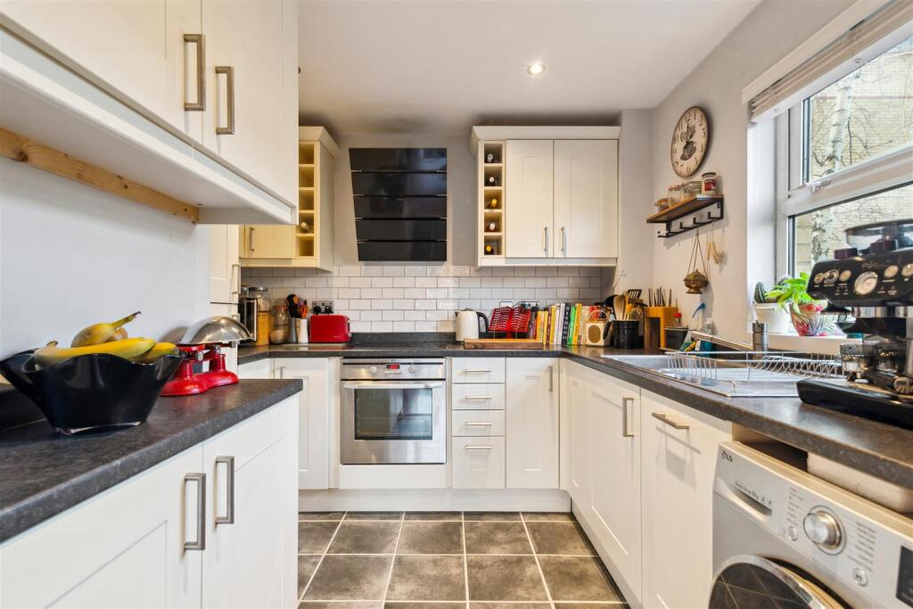 Monmouth Close, W4 - FOR SALE