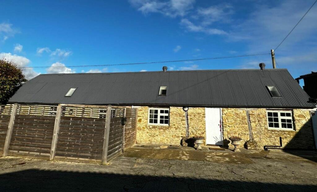 Courtyard Cottage, Sevenhampton