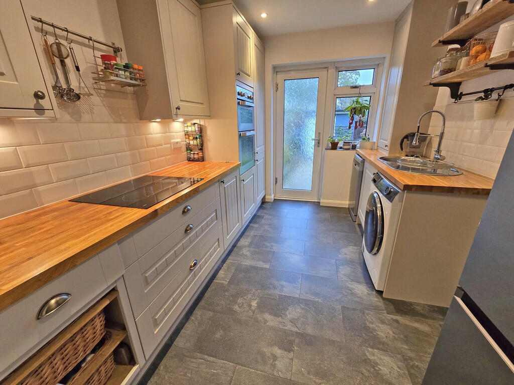 Kitchen (1)