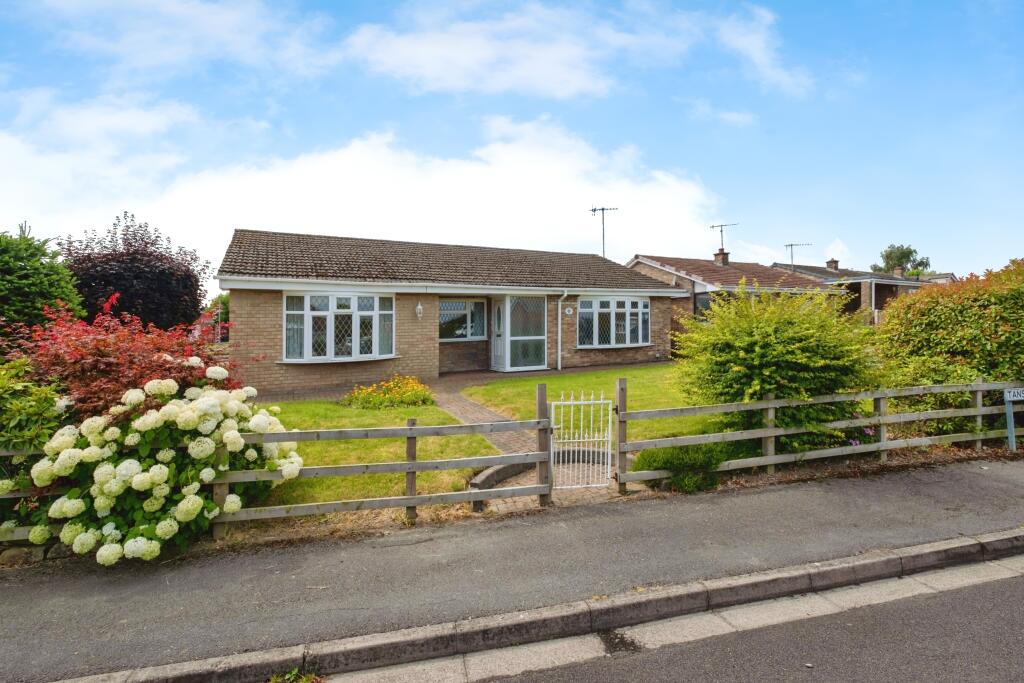 Tansley Way, Inkersall, Chesterfield, Derbyshire, S43