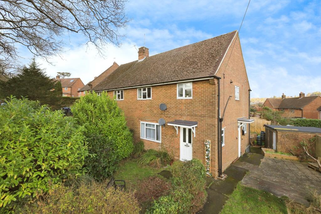 Waldron Thorns, Heathfield, East Sussex, TN21