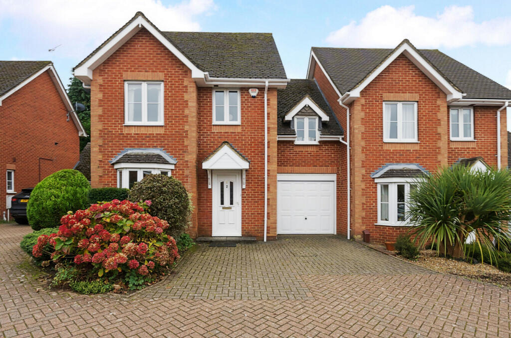 Headley Road, Grayshott, Hindhead, Hampshire, GU26