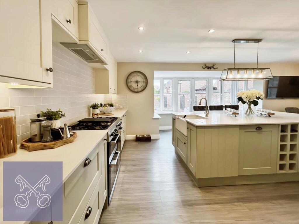 Kitchen/Dining Room