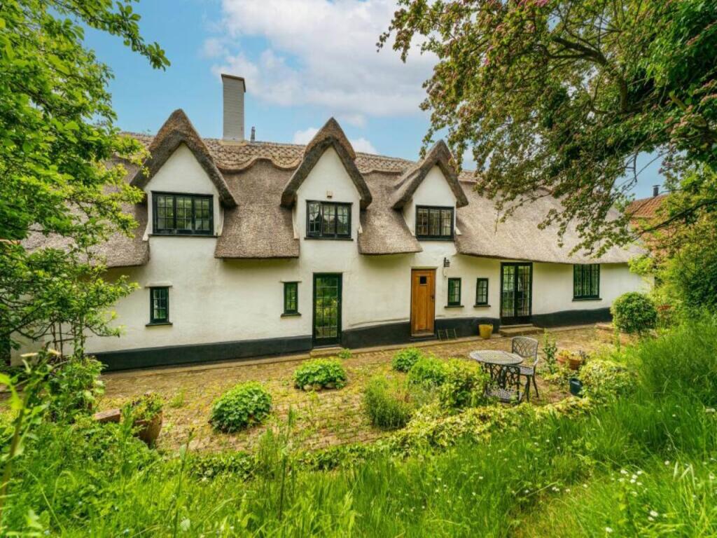 Cromwell Cottage, Weston Colville Road, Brinkley