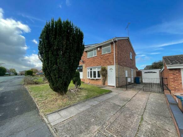 Inglemere Drive, Wildwood, Stafford, Staffordshire, ST17