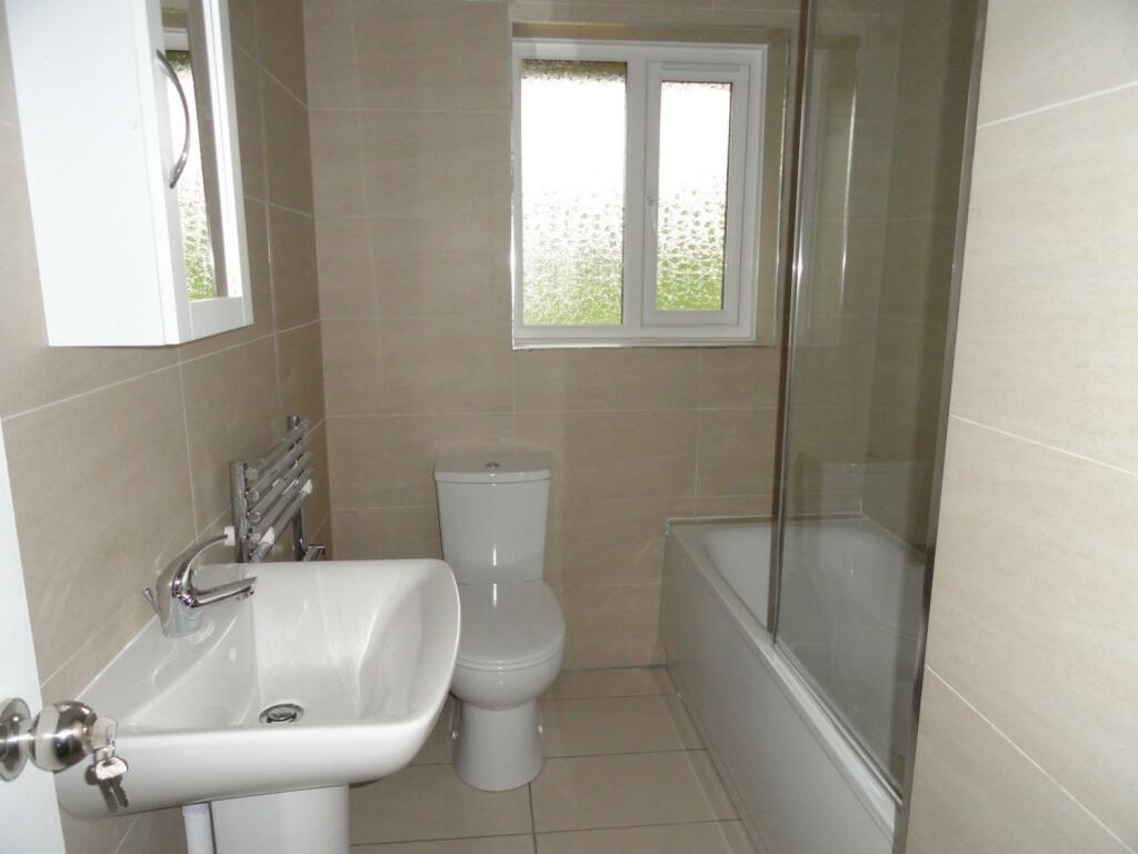 Statfield Court - Bathroom