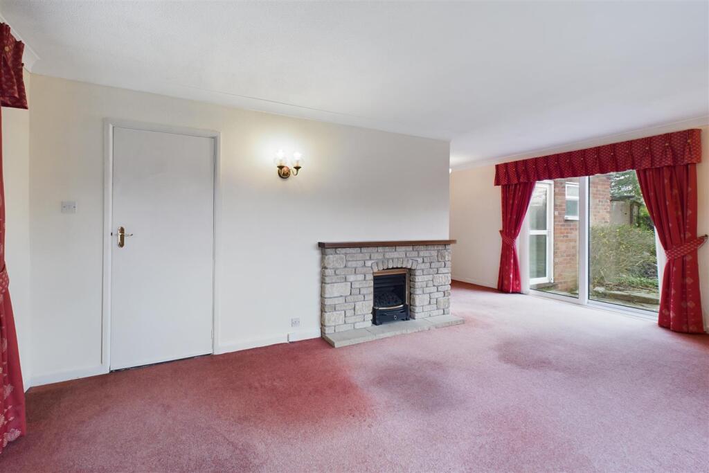 17A Wesley Lane, Warmley, Bristol BS30 8BU | Freeh