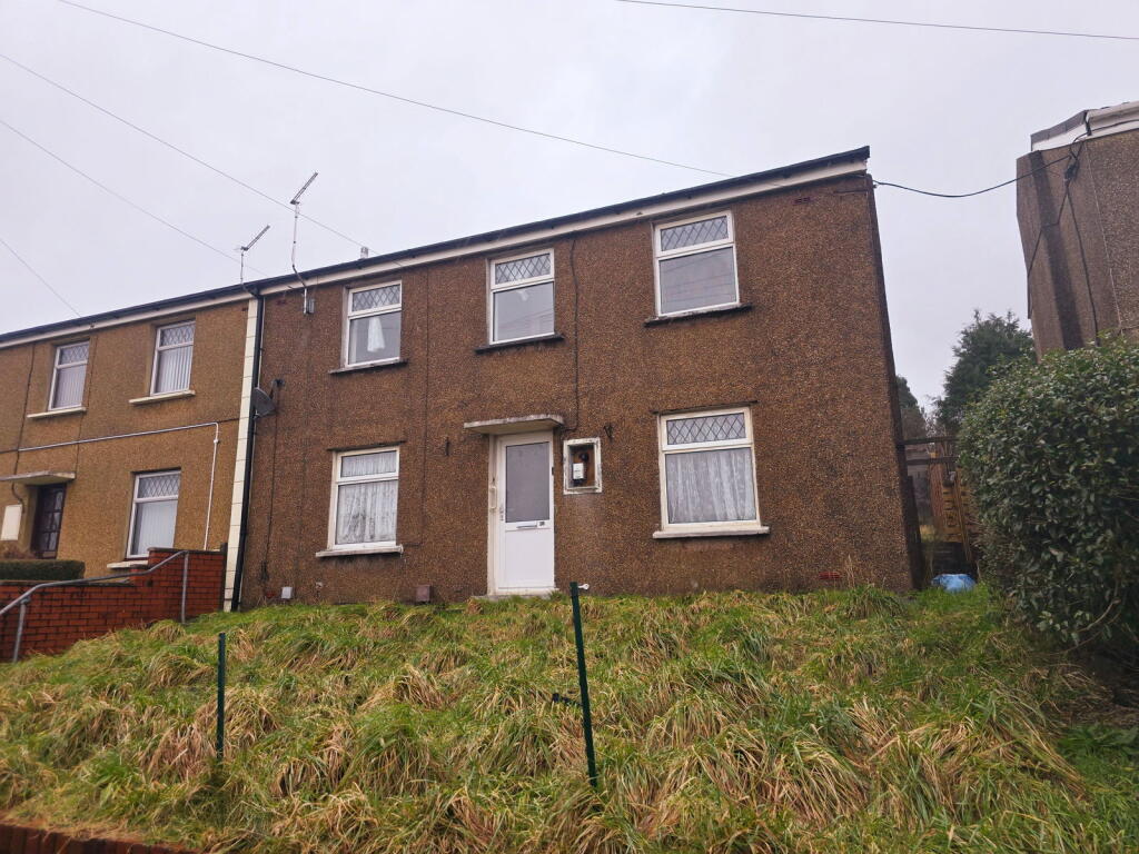 Arfryn Avenue, Felinfoel, Llanelli