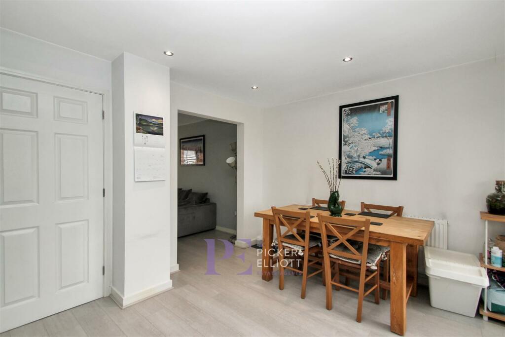 Kitchen Dining room