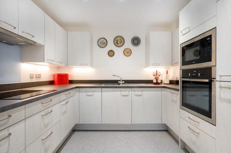 Kitchen with integrated appliances