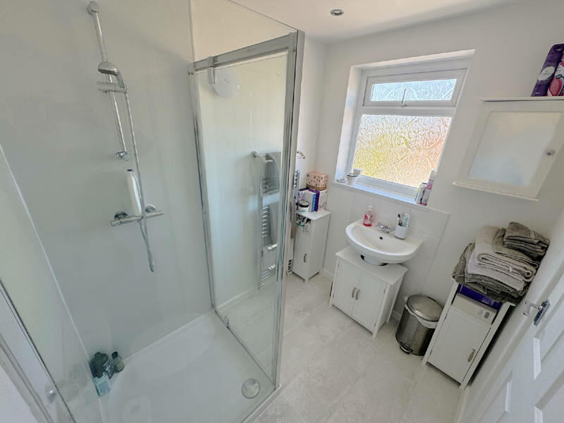 Ensuite Shower Room