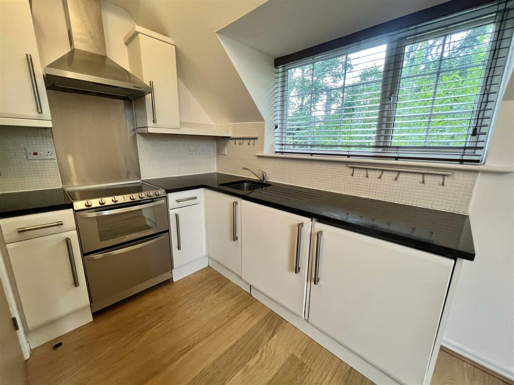 Open Plan Kitchen / Living Room