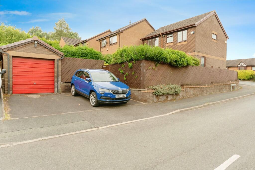 Garage &amp; Driveway