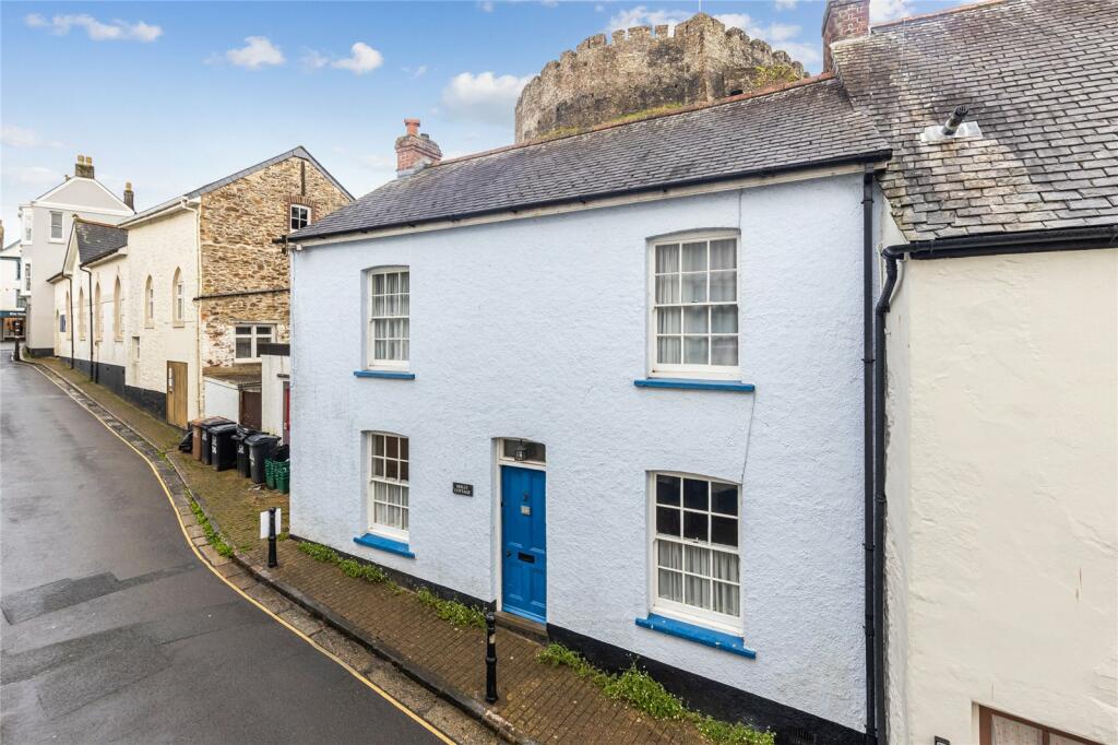 Castle Street, Totnes, Devon, TQ9