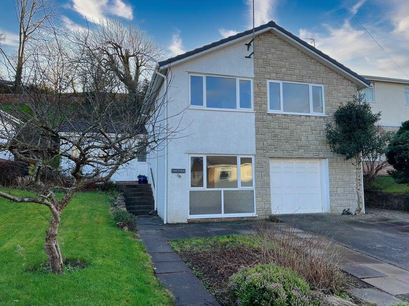 18 Mill Park, Cowbridge, The Vale of Glamorgan CF71 7BG