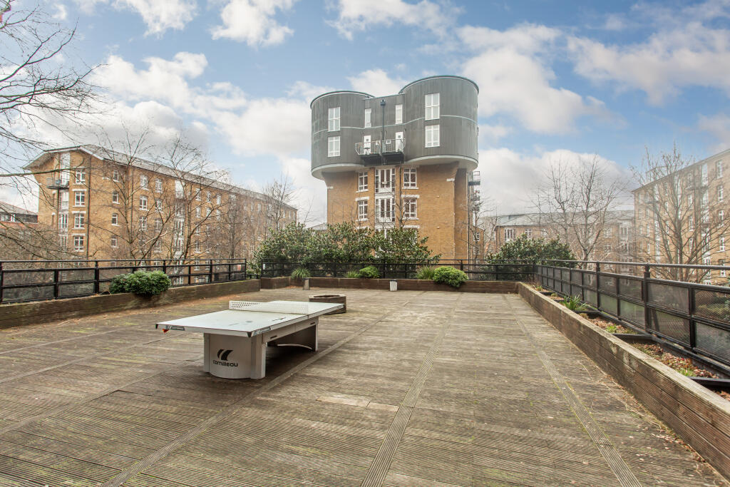 Communal Roof Terrace