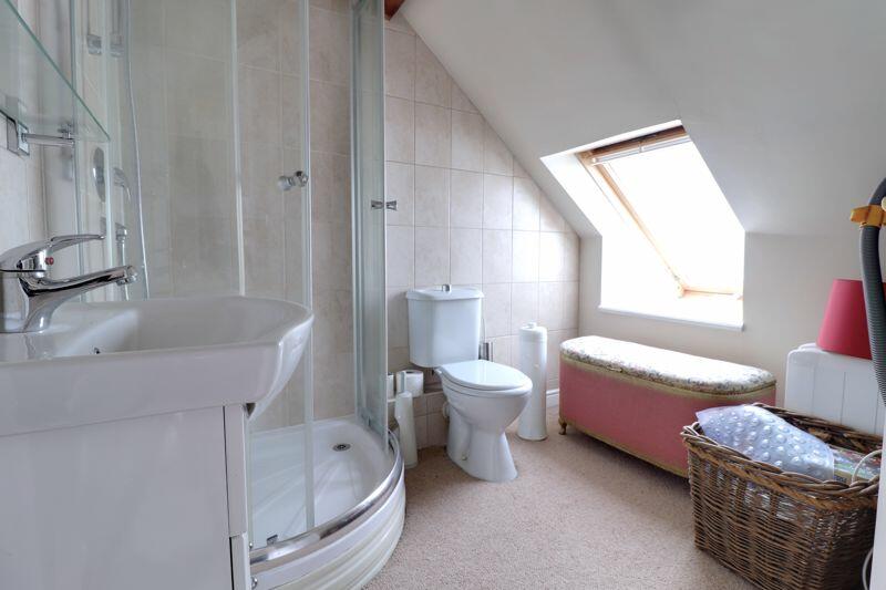 2nd Floor En-Suite