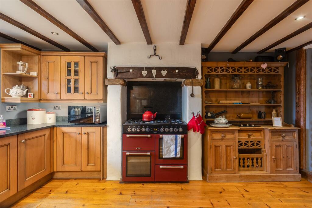 Featherstone Cottage Kitchen Breakfast Room-2.jpg